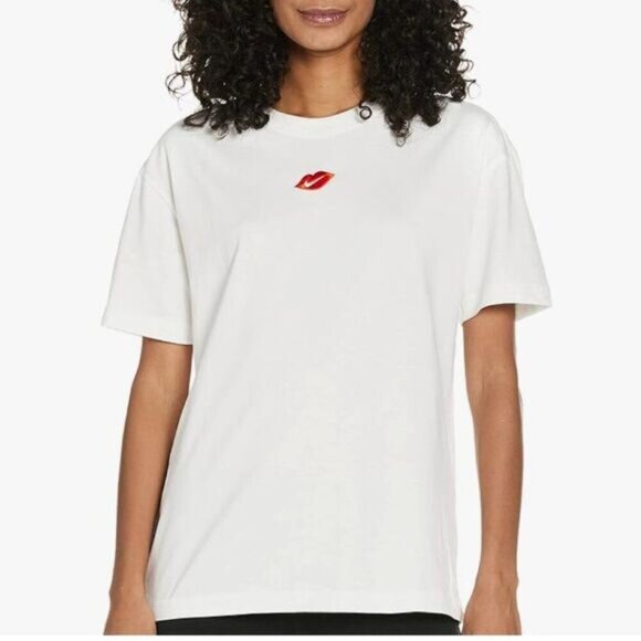 NIKE Red Swoosh Lip T-Shirt - Picture 4 of 9